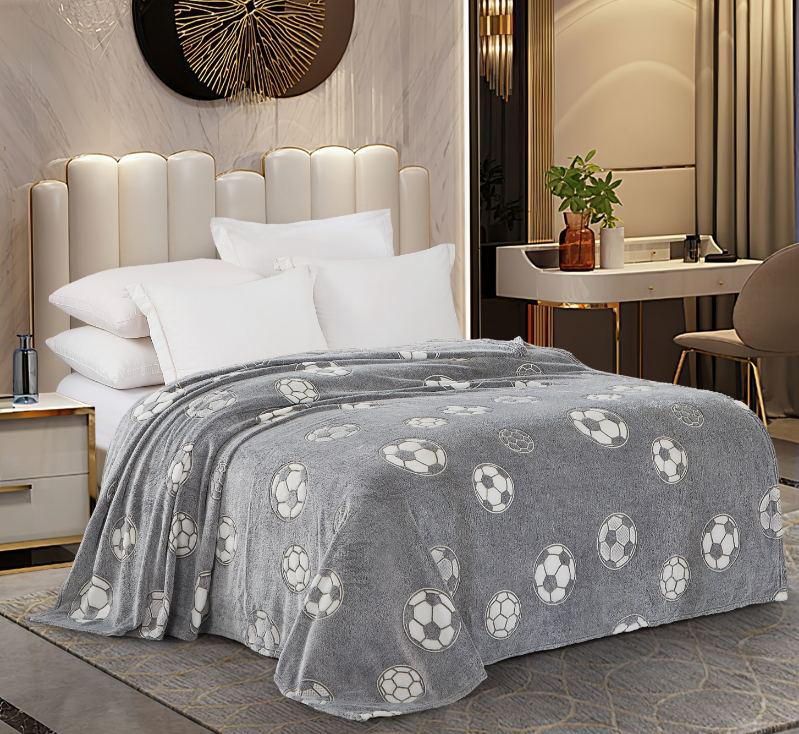 Плед флісовий Love You що світиться в темряві 150x200 см Футбольні м’ячі (81991)