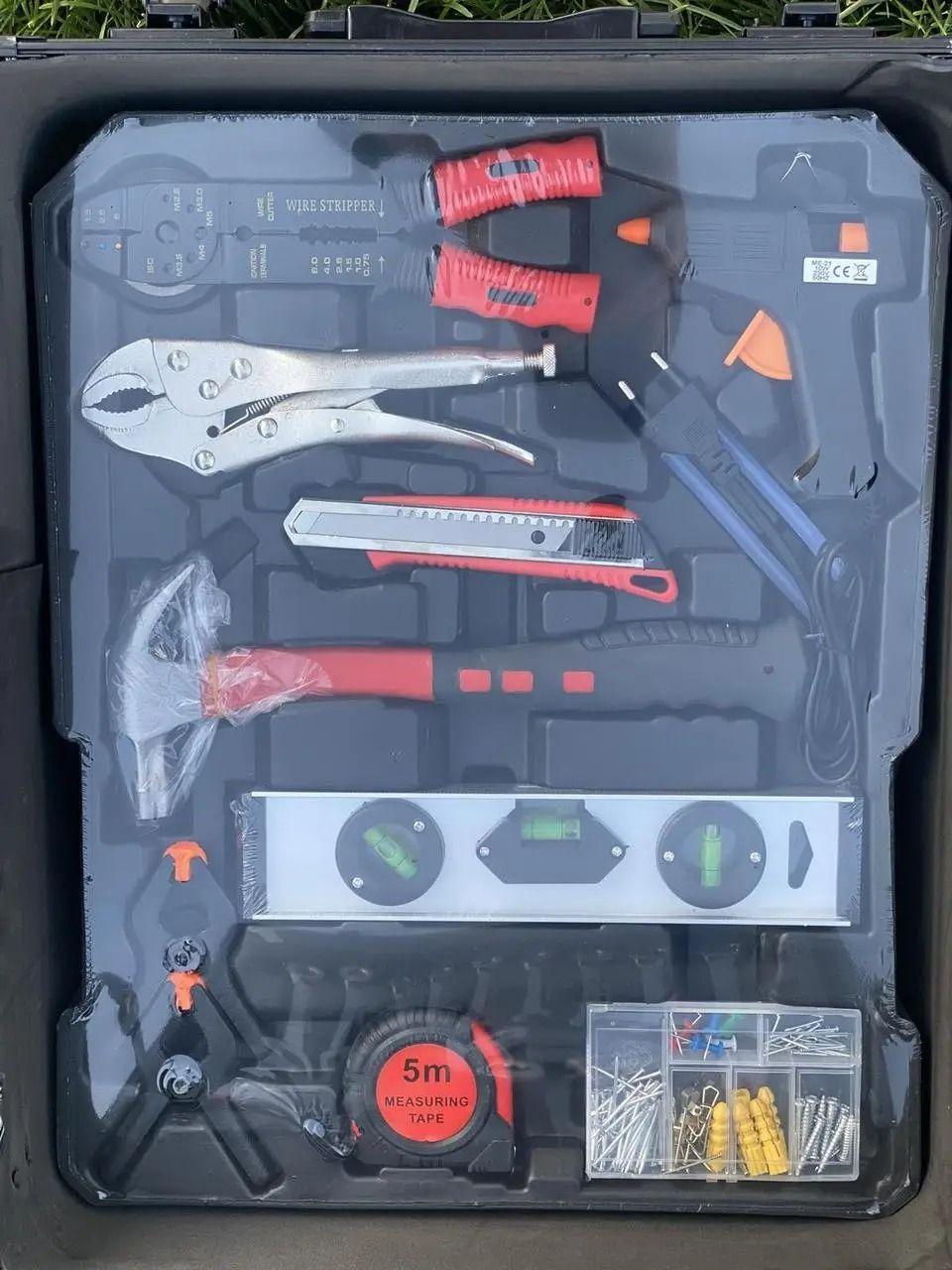 Набор инструментов в чемодане с трещеткой ART отвертки/ключи/насадки 408 пр. - фото 3 Набор инструментов в чемодане с трещеткой ART отвертки/ключи/насадки 408 пр. - фото 3