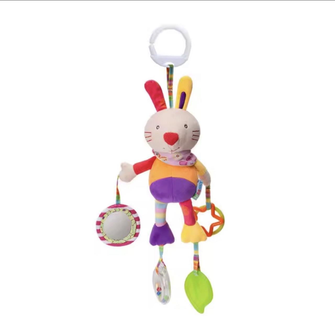Іграшка для малюків Підвісна-зайчик з брязкальцями та дзеркальцем 43х17 см (65) Іграшка для малюків Підвісна-зайчик з брязкальцями та дзеркальцем 43х17 см (65)