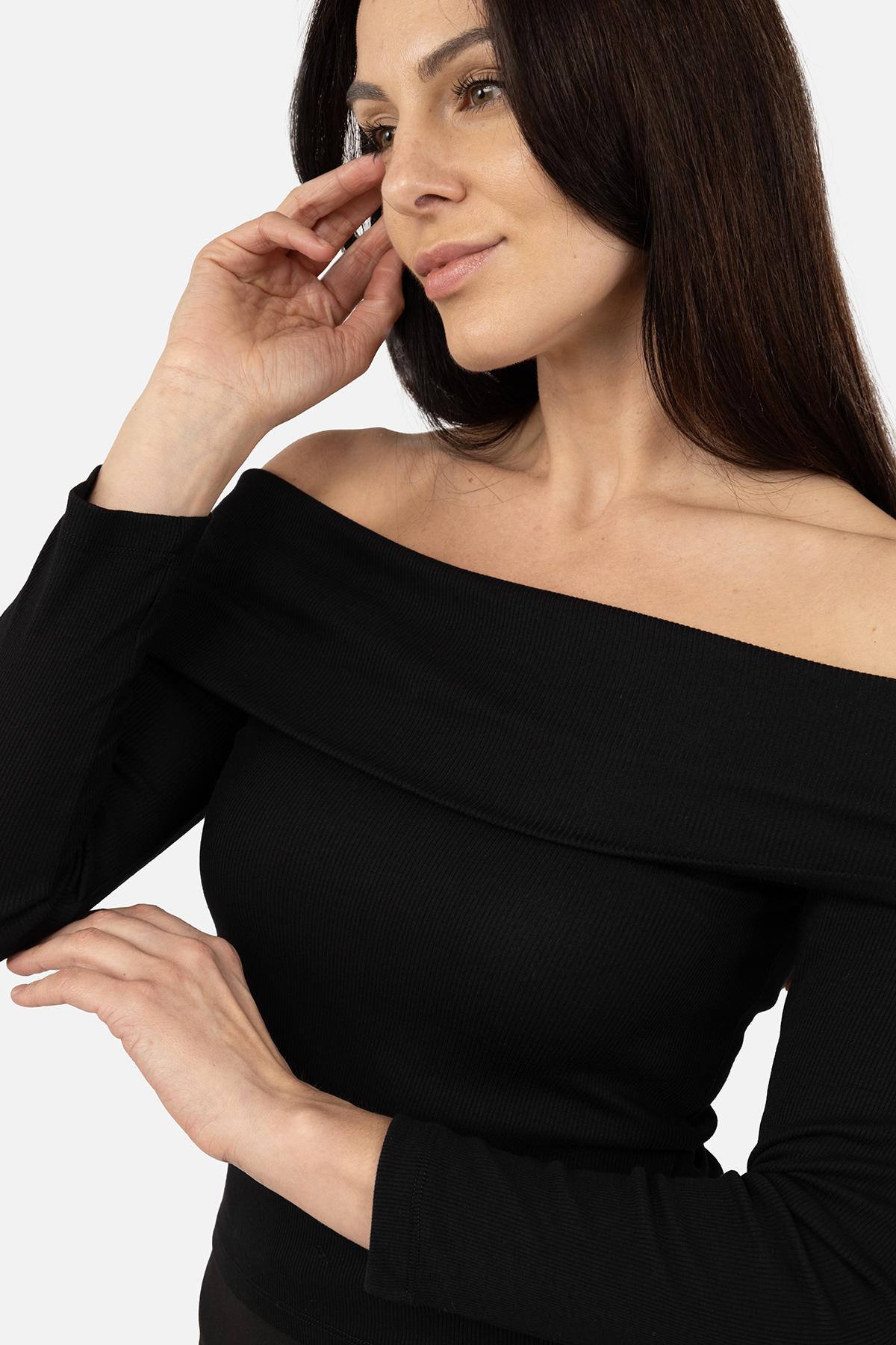 Джемпер женский с длинным рукавом ЦБ-00270511 р. 44 Черный (SKT001046678) - фото 3 Джемпер женский с длинным рукавом ЦБ-00270511 р. 44 Черный (SKT001046678) - фото 3