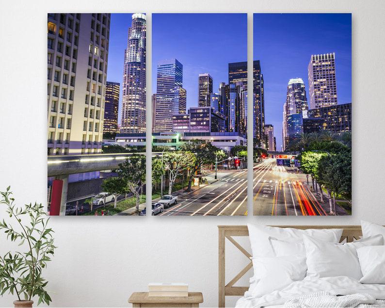 Модульная картина KIL Art Ночью в Лос-Анджелесе на холсте из трех частей 156x100 см (M3_XL_449)