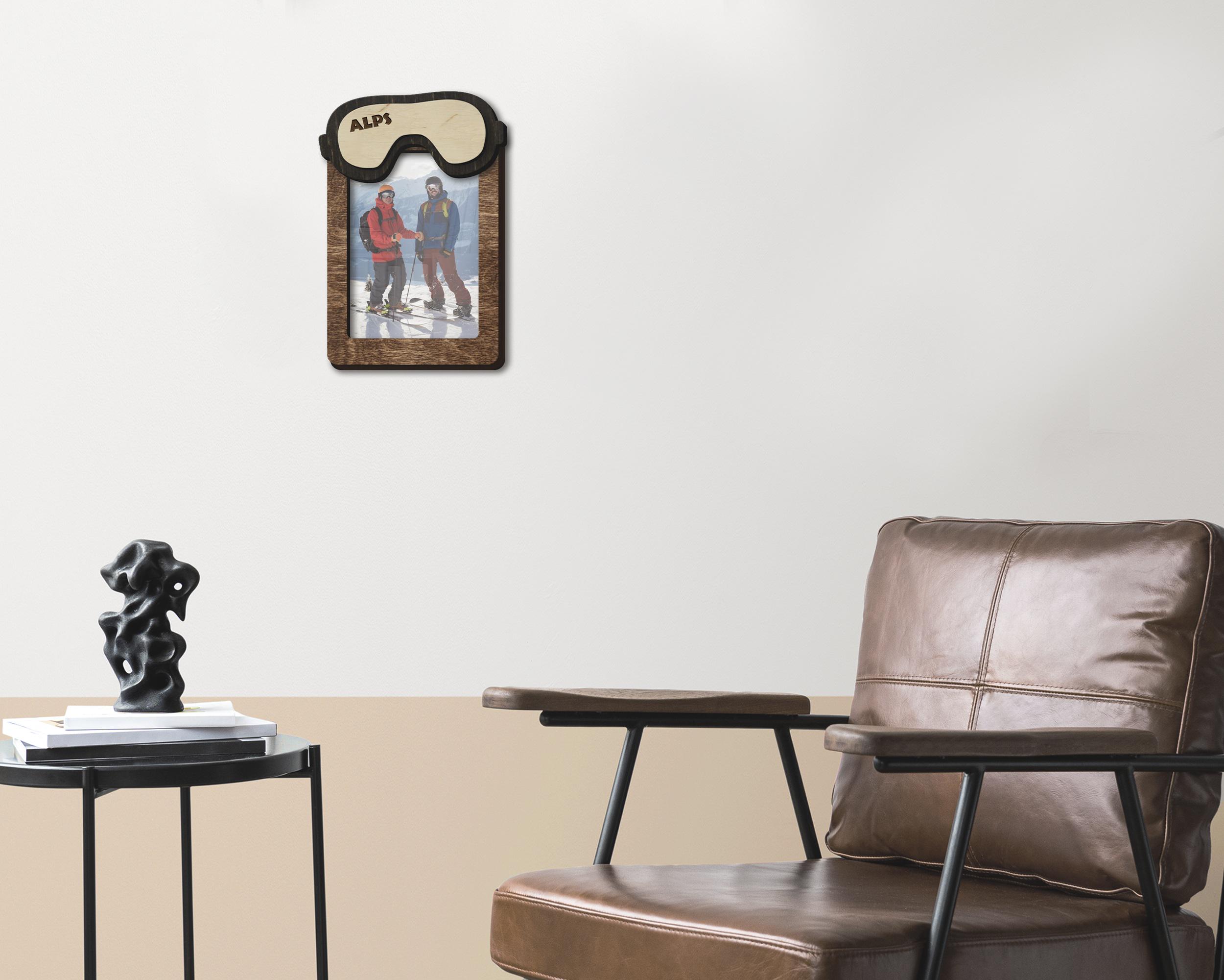 Фоторамка The Frame Depot Лижна маска під персоналізацію дерево Темно-коричневий (snowboard_ski_mask_5x7-5) - фото 3 Фоторамка The Frame Depot Лижна маска під персоналізацію дерево Темно-коричневий (snowboard_ski_mask_5x7-5) - фото 3