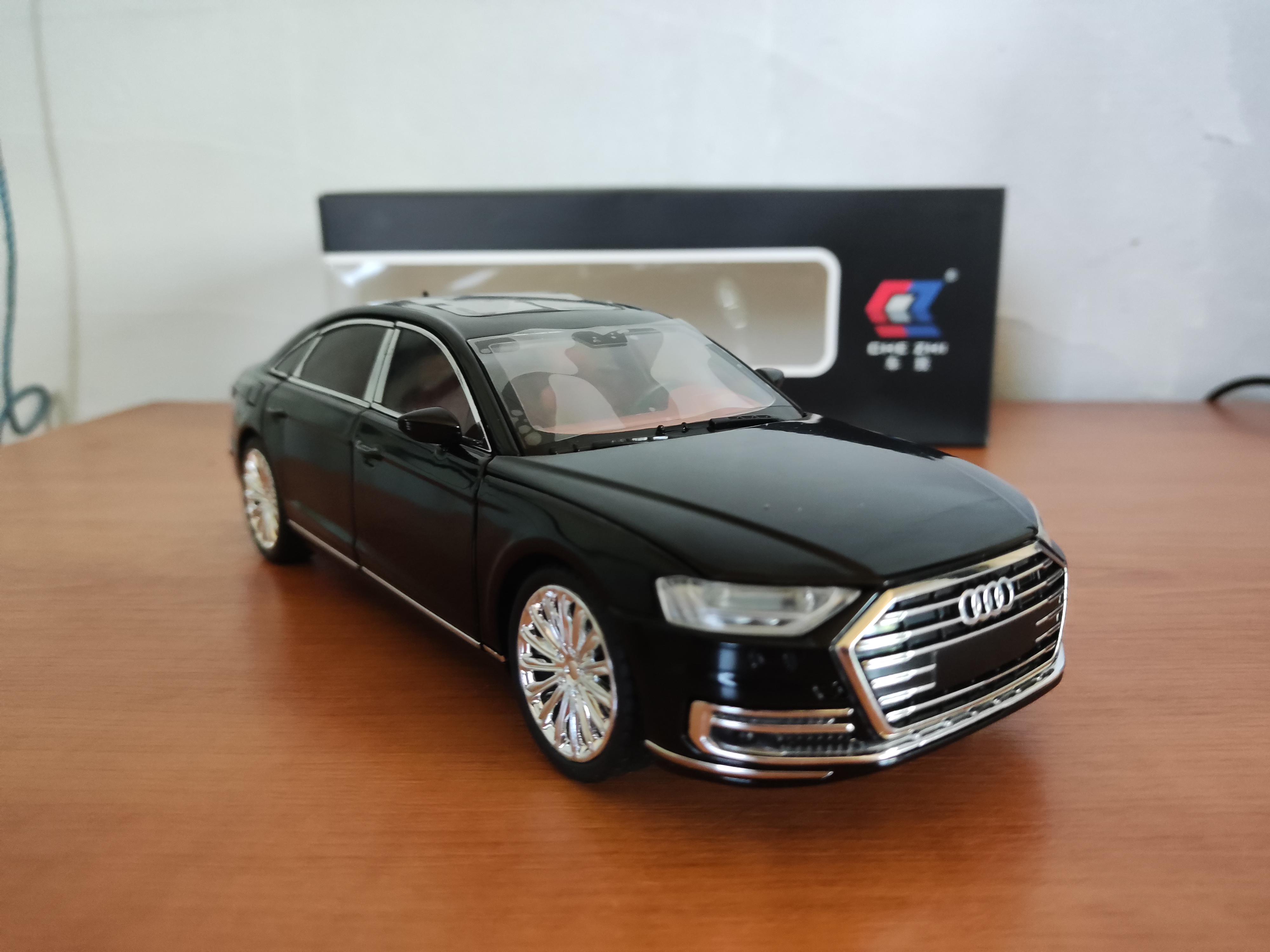 Звуковые световые эффекты Audi A8 Масштаб 1:24 21,5 см Белый - фото 2