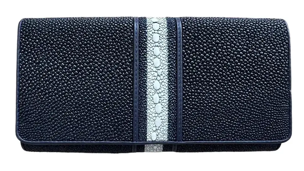 Кошелек женский из натуральной кожи ската с белой полоской Темно-синий