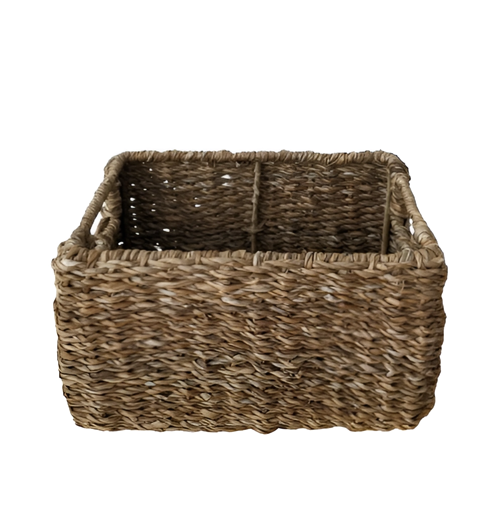 Кошик плетений з морських водоростей з металевим каркасом