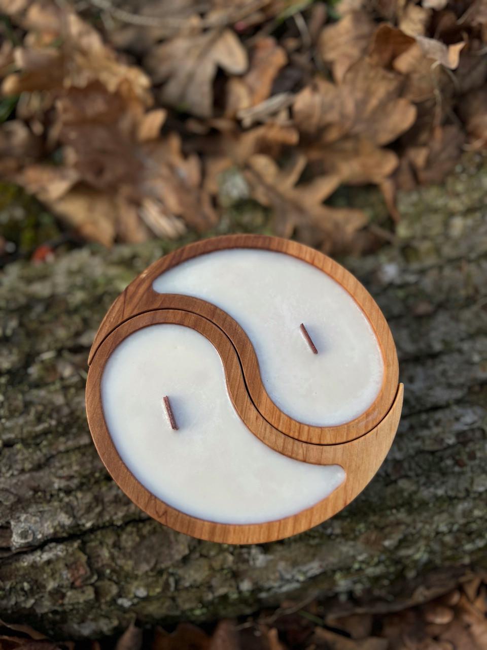 Свеча соевая Boxiku Blazing Bonfire в деревянном кашпо Инь-Янь 370 г (404040)