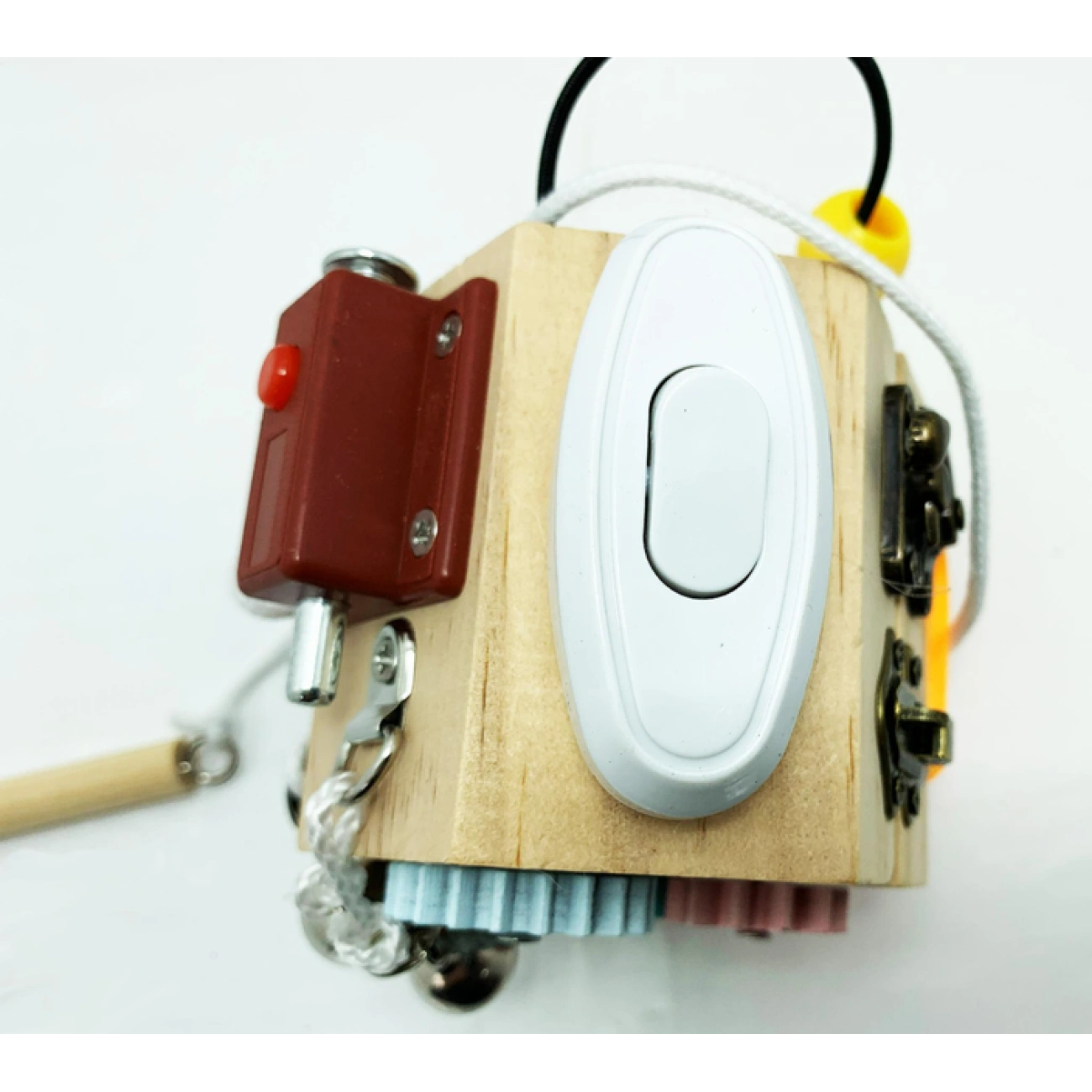 Бизиборд-куб с 10 развивающими активностями (29235775) - фото 3 Бизиборд-куб с 10 развивающими активностями (29235775) - фото 3