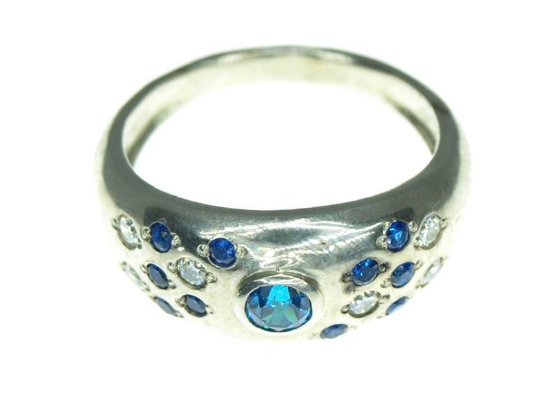 Каблучка зі срібла (2101650150в)