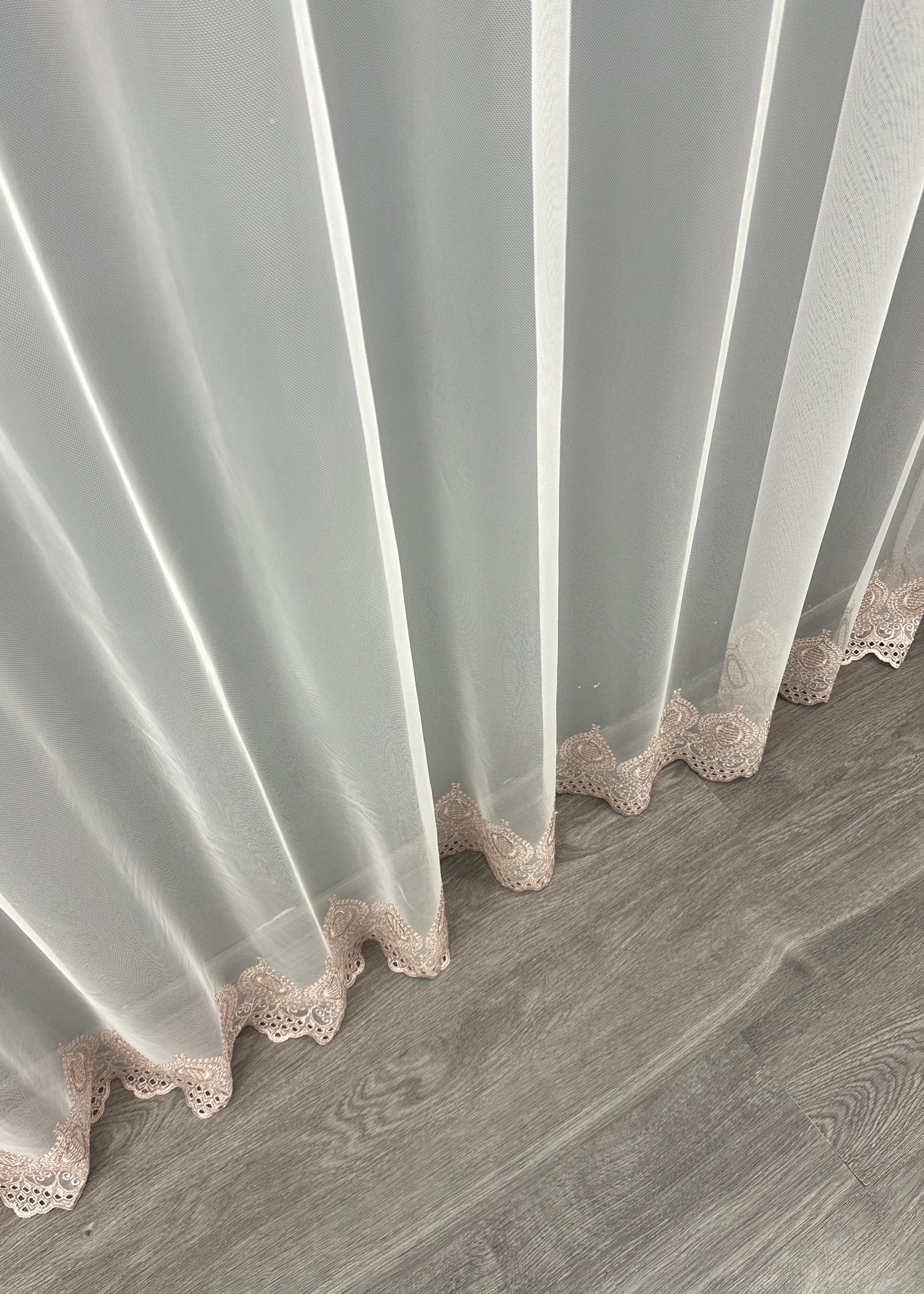 Тюль VR-Textil 1659т Грек-сітка з вишивкою 300х270 см Молочний/Пудровий (42-0667) - фото 9 Тюль VR-Textil 1659т Грек-сітка з вишивкою 300х270 см Молочний/Пудровий (42-0667) - фото 9