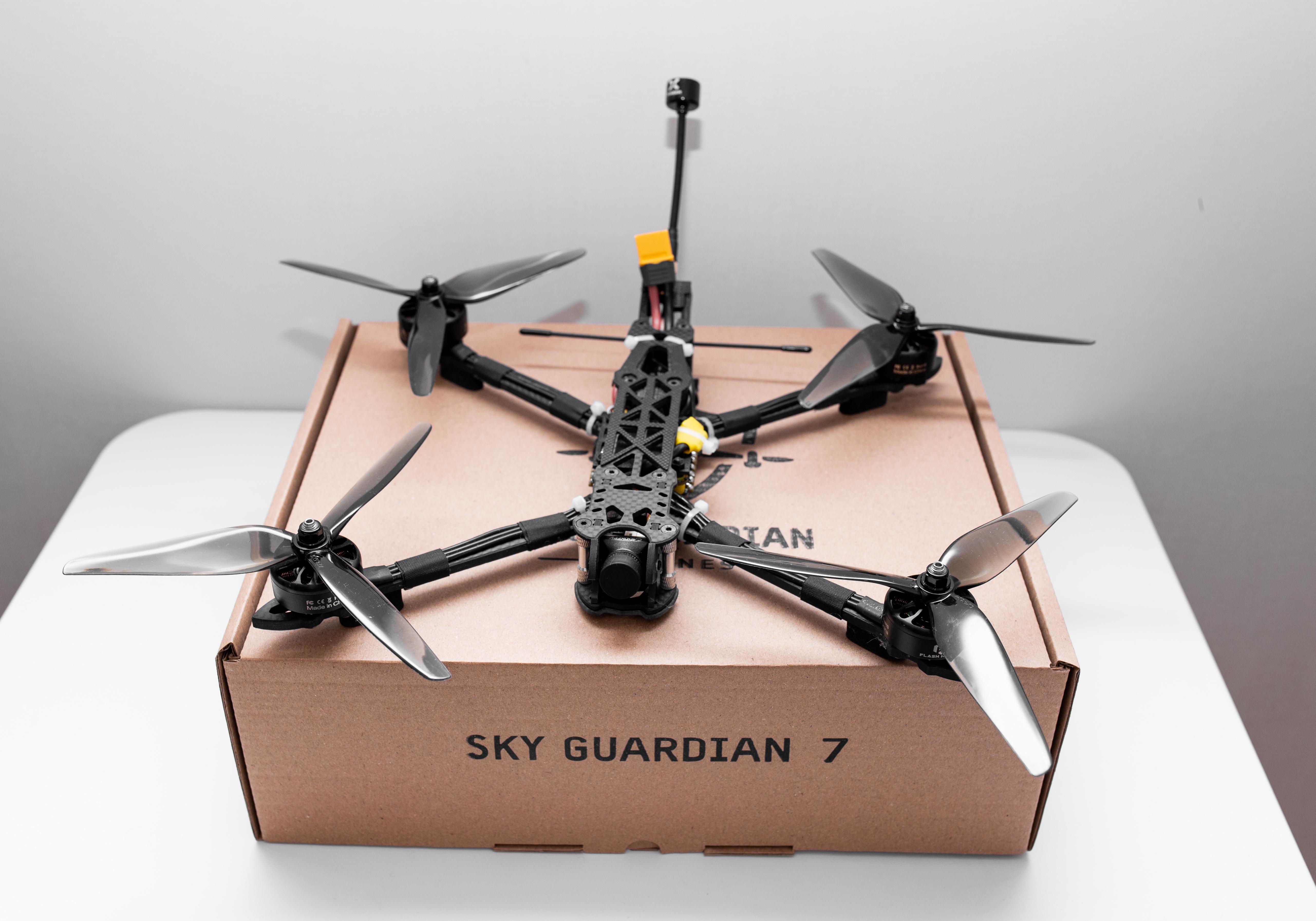 Квадрокоптер FPV Sky Guardion 7