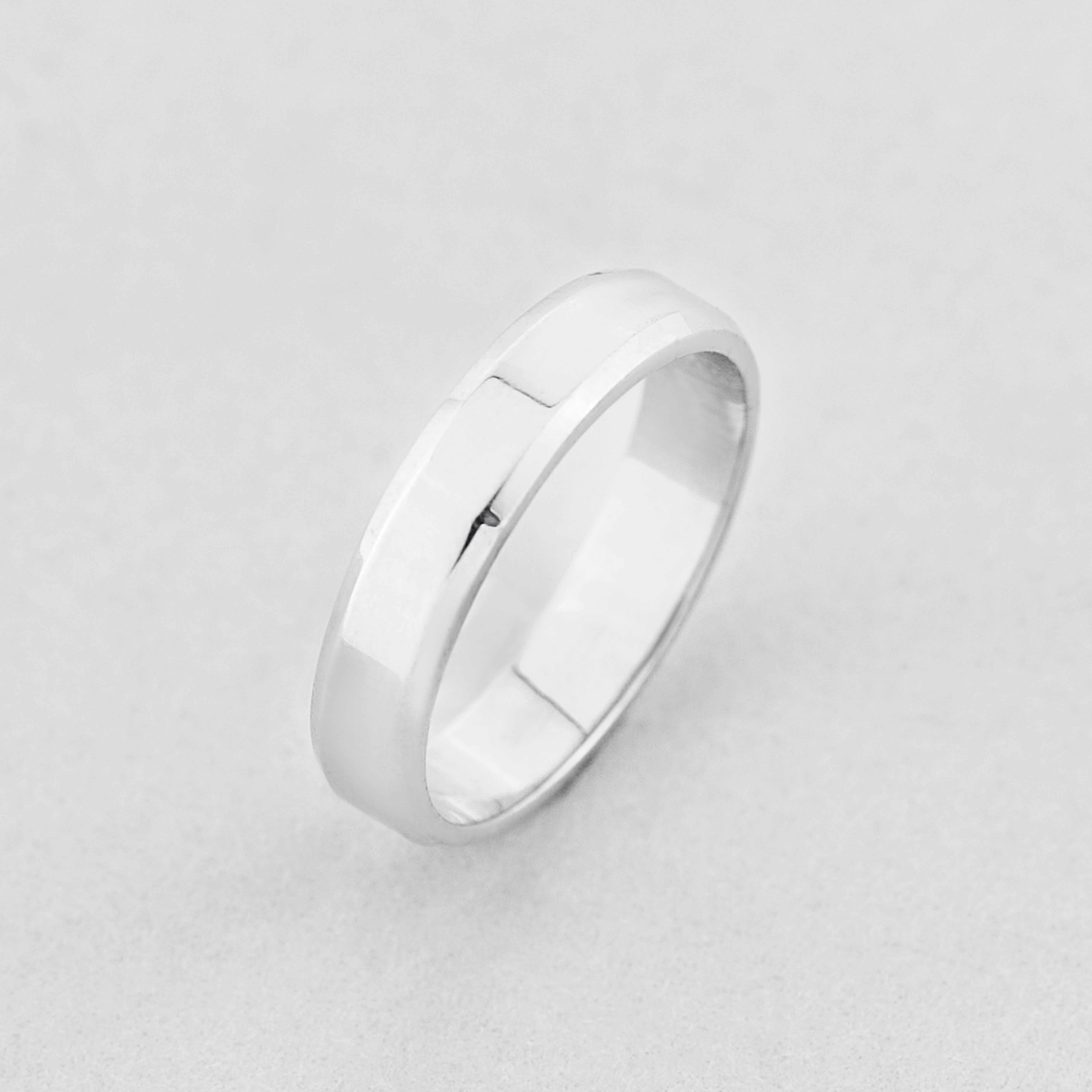 Серебряное обручальное кольцо Minimal Сладкие воспоминания р. 16,5 (ОС-2414-16.5)