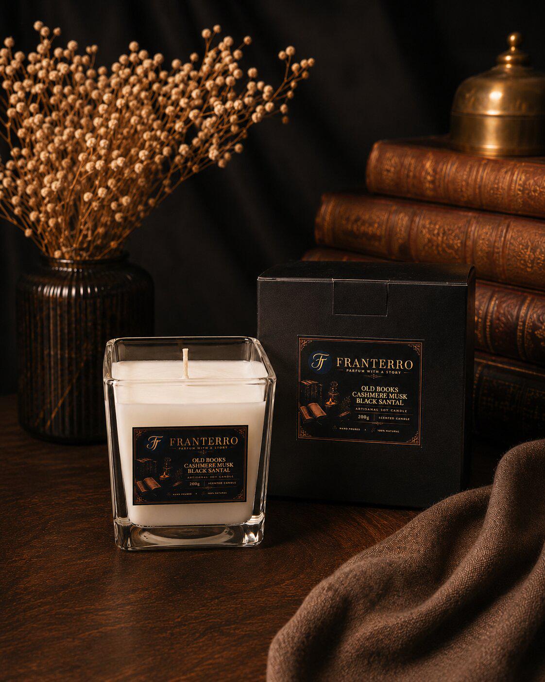Свеча ароматическая Franterro Old Books Cashmere Musk Black Santal 200 г (FRN-1042)