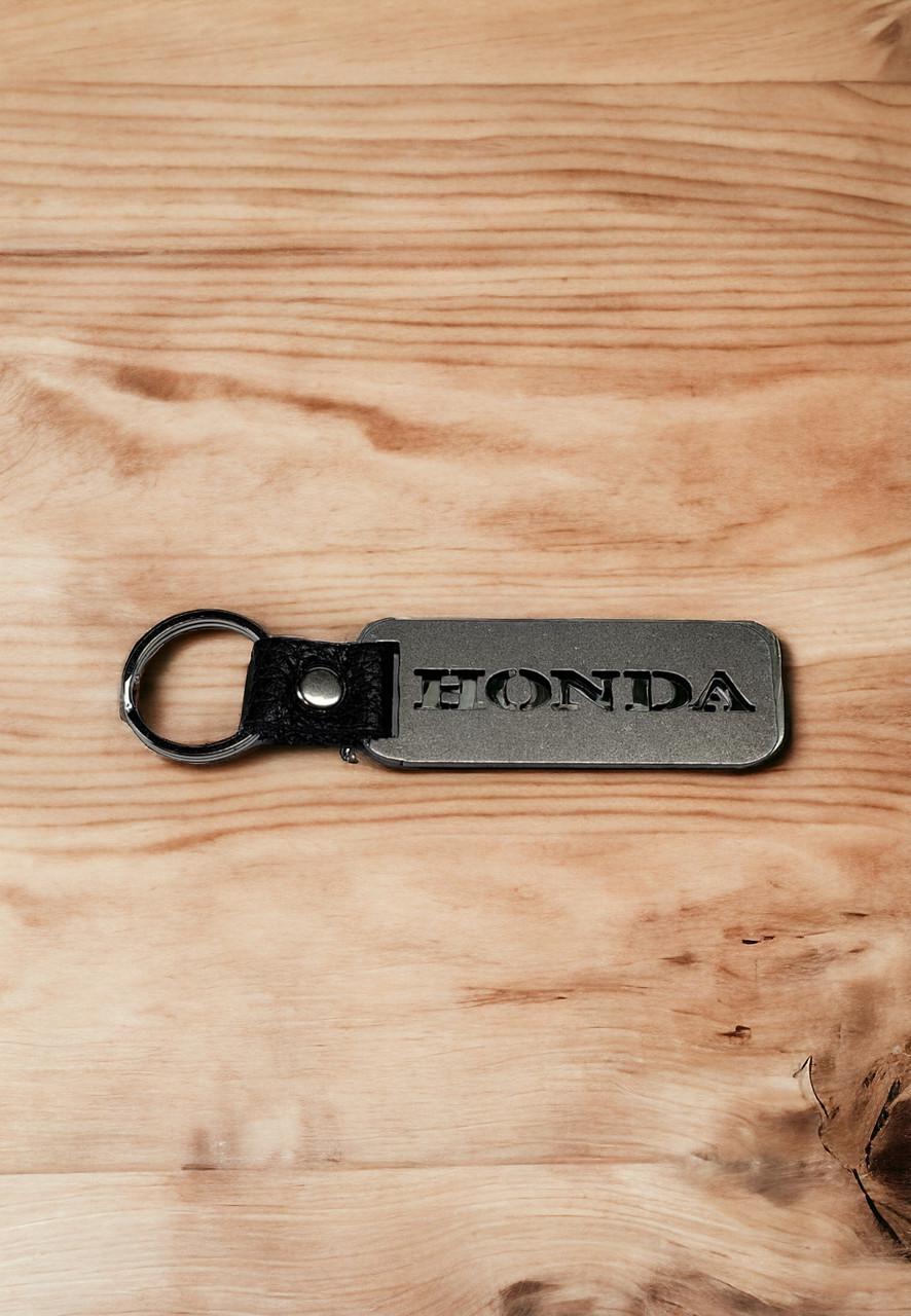 Брелок для автомобиля Honda металлический (2049389816)