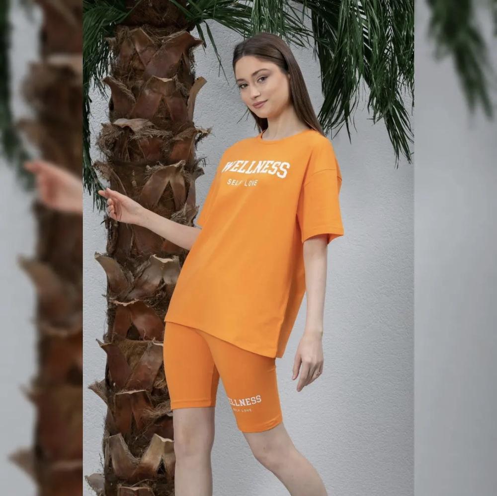 Комплект футболка/шорты Forstime 23F-2326x26 женский M/L Оранжевый