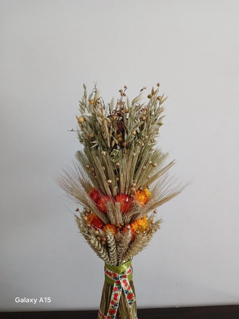 Дидух рождественский из колосья пшеницы/льна и овса на трех ножках 50-55 см с лентой вышиванкой Белый (2822836732) - фото 7