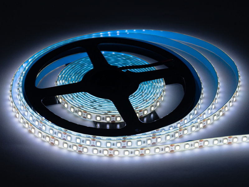 Светодиодная лента Lemanso 2835 120 LED 8 мм 12 В 10 Вт/м IP65 720 Лм/м Белый (LM849)
