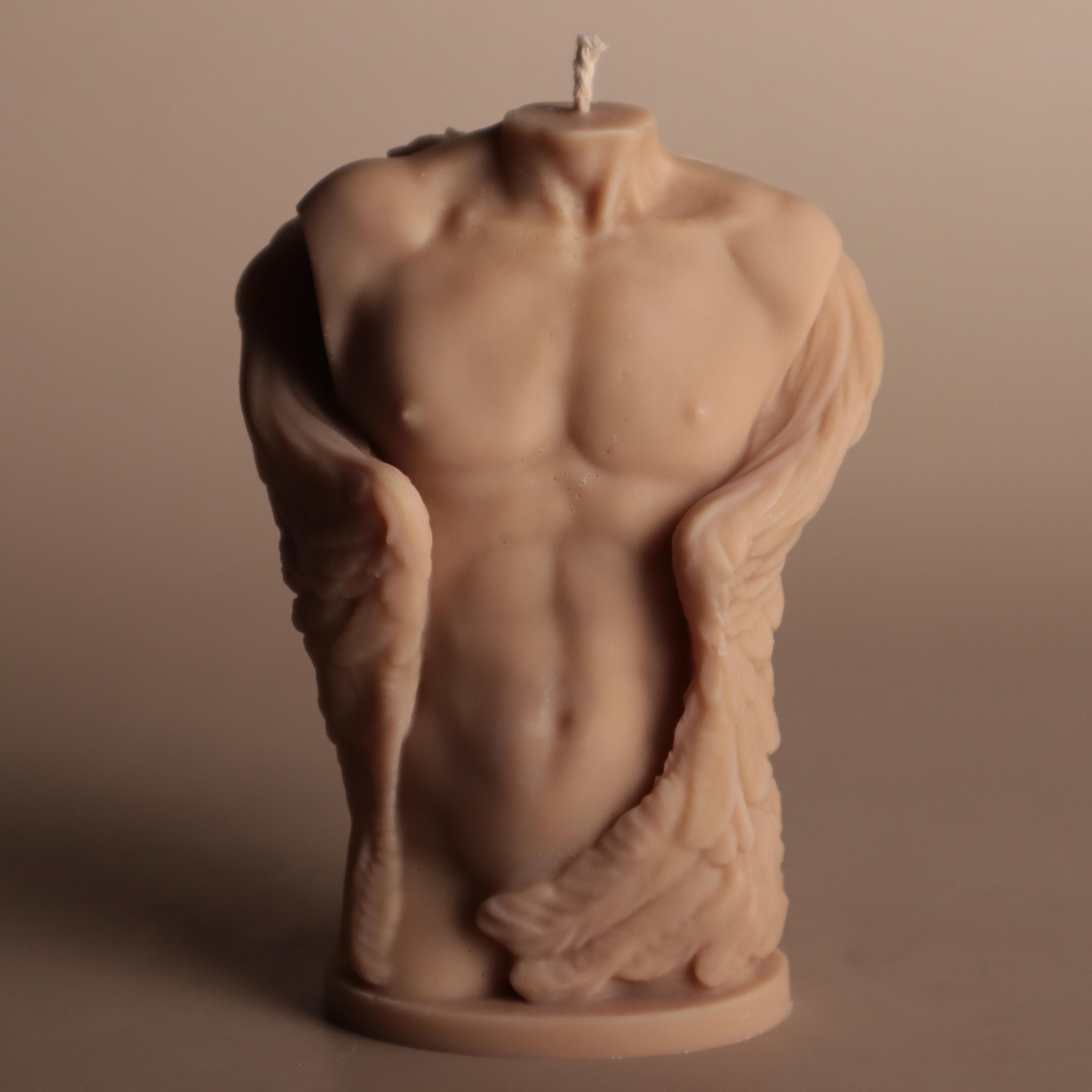 Аромасвічка соєва Wax Harmony Ваніль Чоловічий торс Янгол Коричневий (100951) Аромасвічка соєва Wax Harmony Ваніль Чоловічий торс Янгол Коричневий (100951)