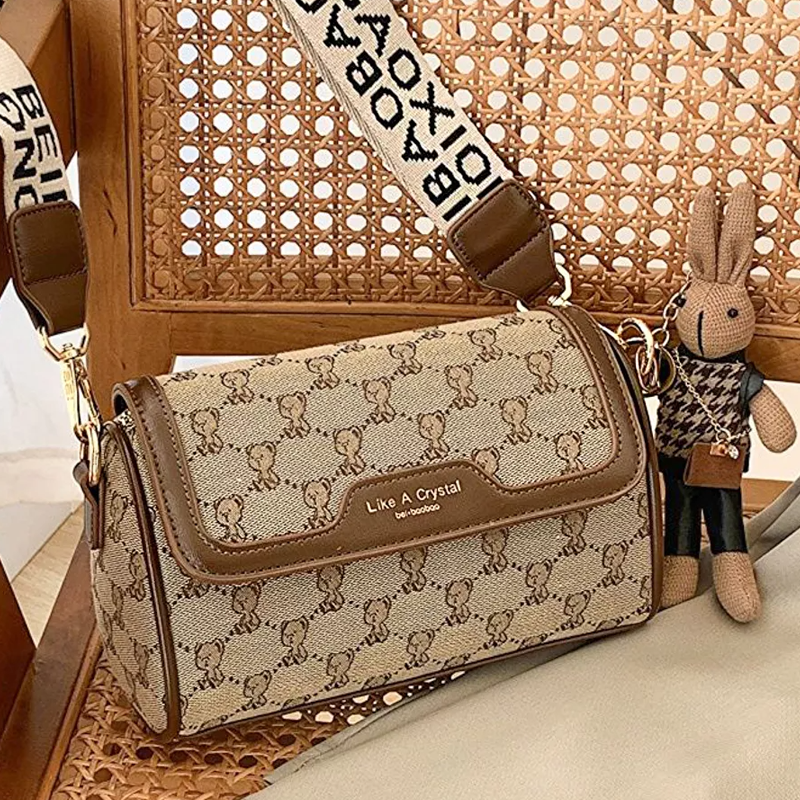 Жіноча сумка крос-боді Beibaobao через плече з брелоком - фото 4