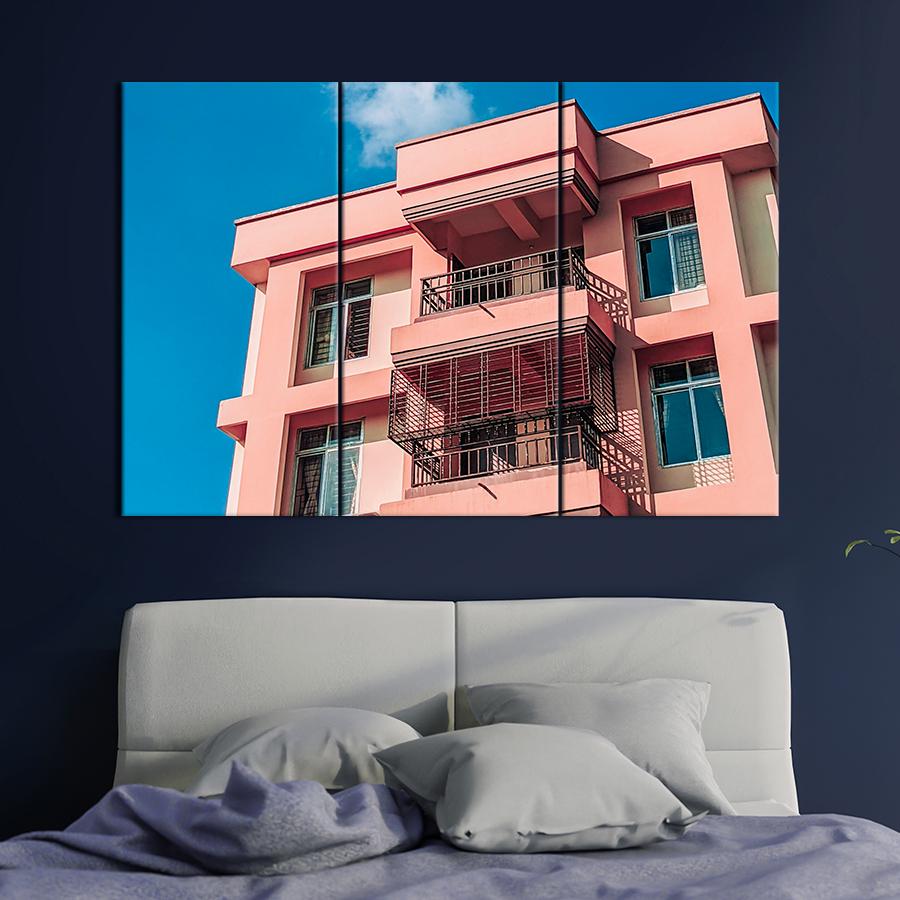 Картина город Дом с розовым фасадом 128x81 см (A693-3)