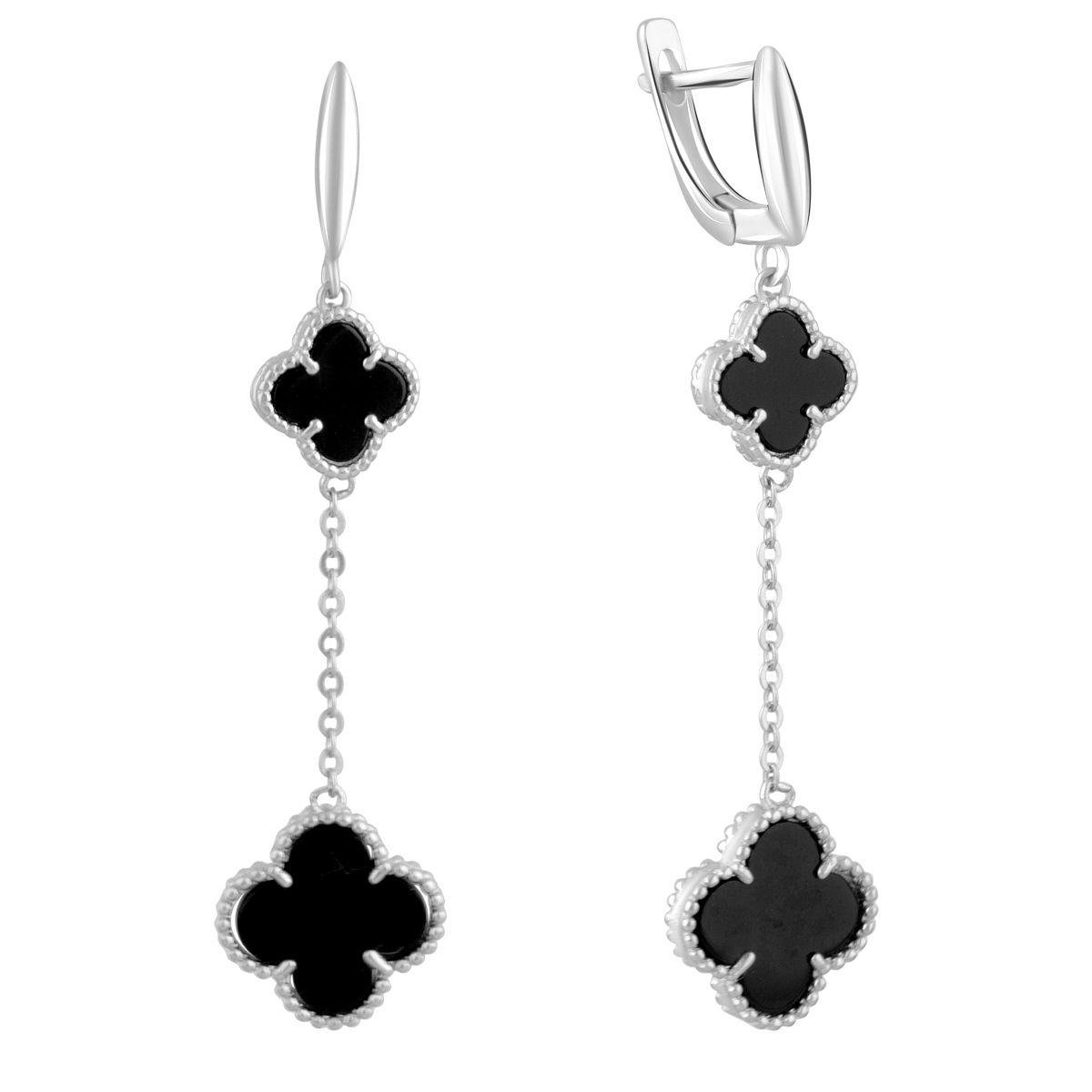 Сережки срібні з оніксом у формі чотирилисника на підвісах Сережки срібні з оніксом у формі чотирилисника на підвісах