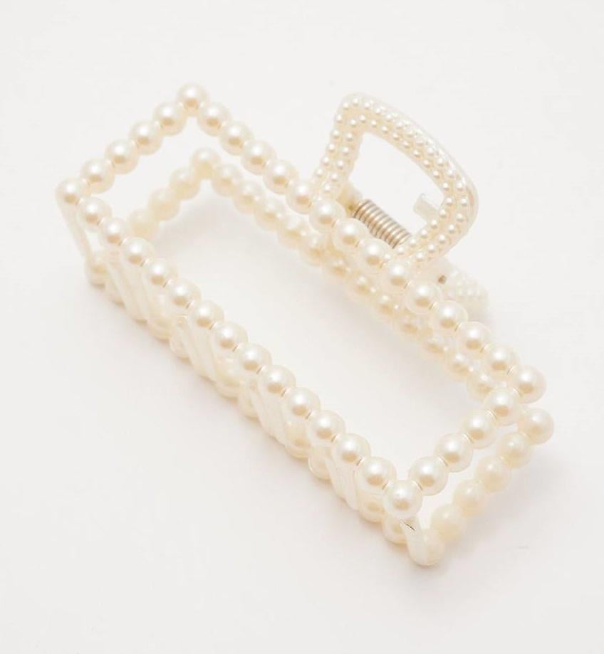 Крабик ANbeauty для волосся Молочний (AN0103296) Крабик ANbeauty для волосся Молочний (AN0103296)