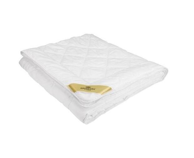 Одеяло двуспальное летнее 200x220 см 700 г Белый (69810677)