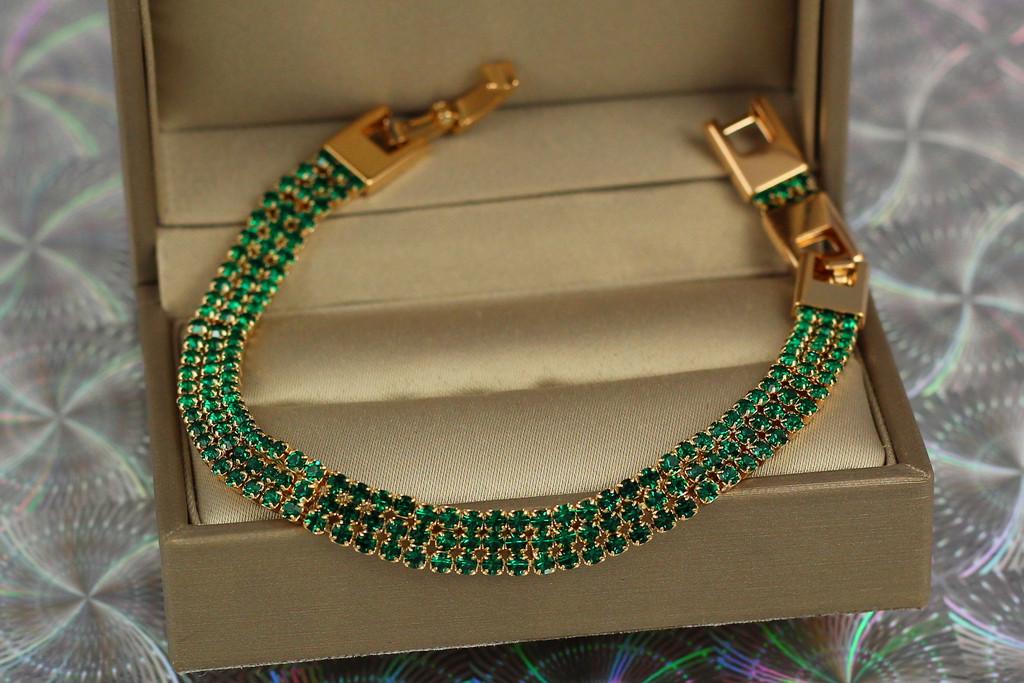 Браслет Xuping Jewelry три дорожки из зеленых камней 20,5 см 8 мм Золотистый (2405556600)