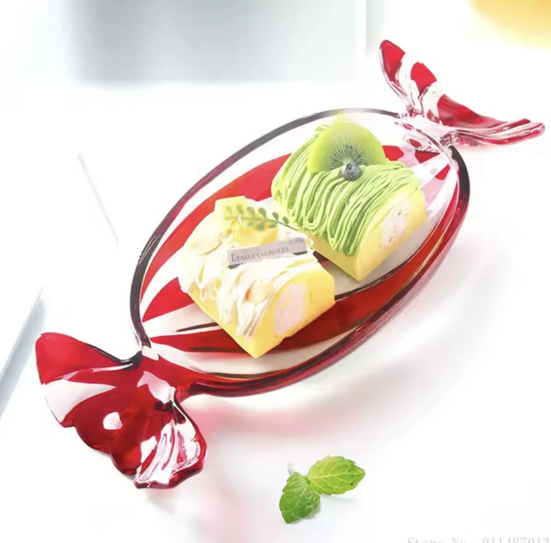 Блюдо стеклянное для десертов Карамелька 34,5 см Красный (40178) - фото 2 Блюдо стеклянное для десертов Карамелька 34,5 см Красный (40178) - фото 2