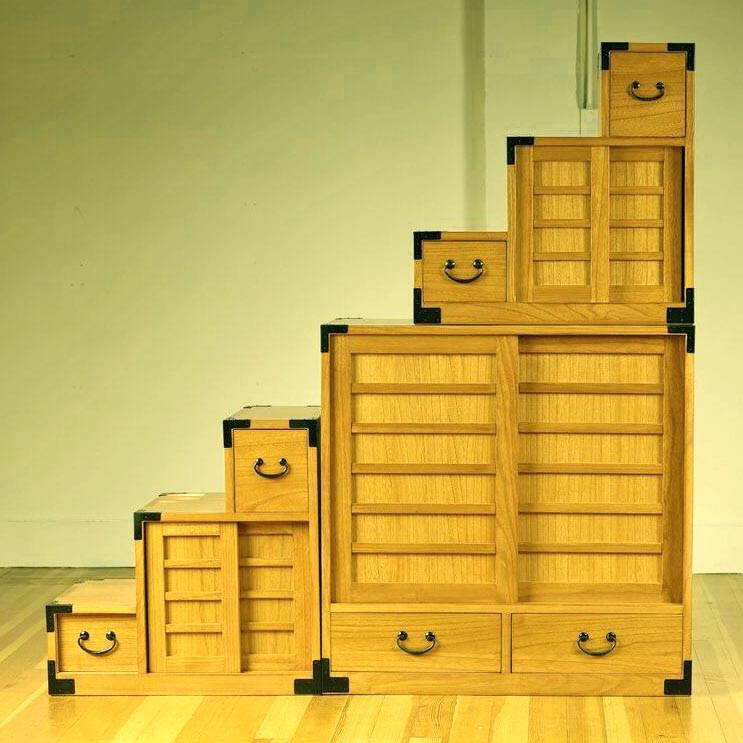 Комод тансу из дерева Штрайс Карри (КТУ-005003) Комод тансу из дерева Штрайс Карри (КТУ-005003)