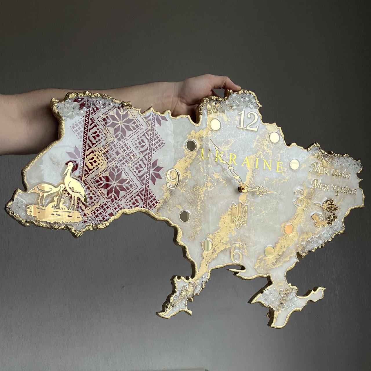 Часы настенные из эпоксидной смолы Карта Украины 70х45 см