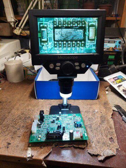 Мікроскоп цифровий з дисплеєм і акумулятором з підсвіткою 10 Мп 5,5" (1-1000Х) - фото 6 Мікроскоп цифровий з дисплеєм і акумулятором з підсвіткою 10 Мп 5,5" (1-1000Х) - фото 6