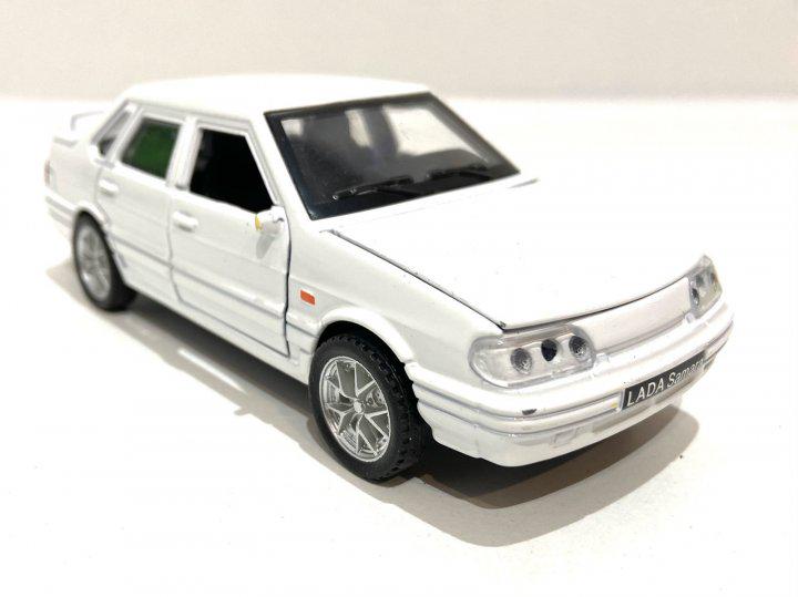 Машина металлическая Автопром 7500 LADA инерционная свет/звук Белый (39451550)