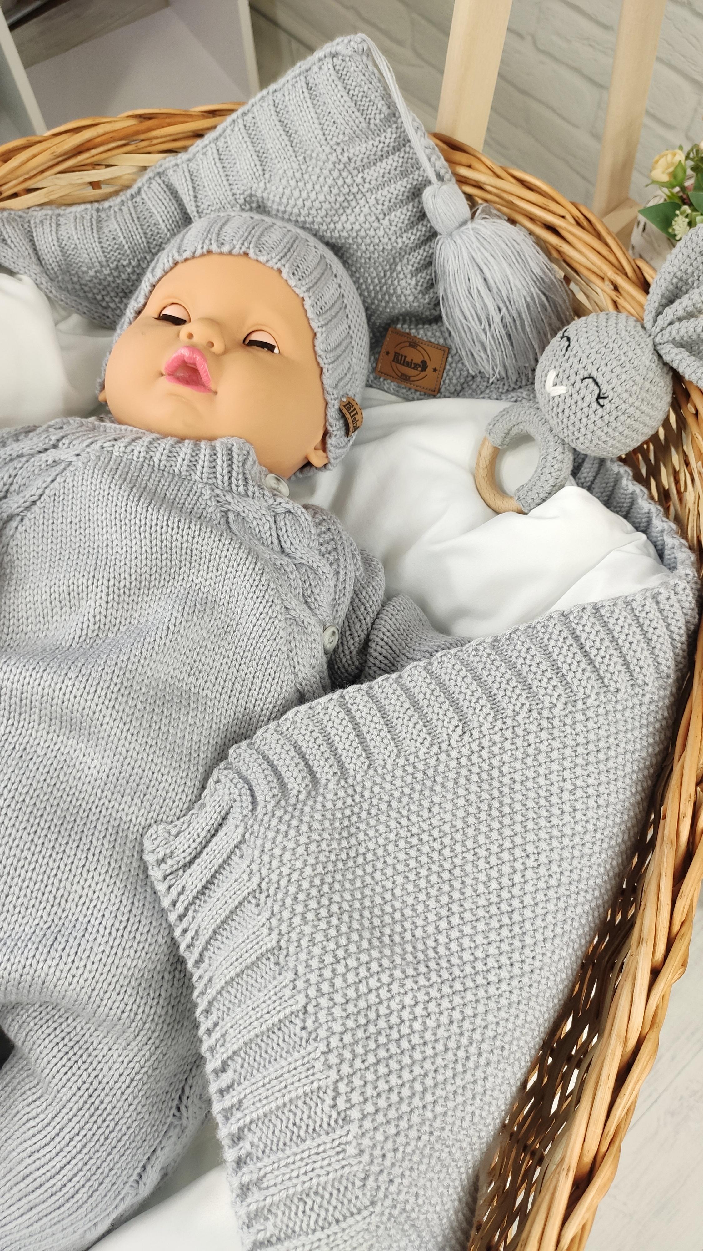 Комплект вязаный человечек с шапкой от 0 до 6 месяцев Серый - фото 2 Комплект вязаный человечек с шапкой от 0 до 6 месяцев Серый - фото 2