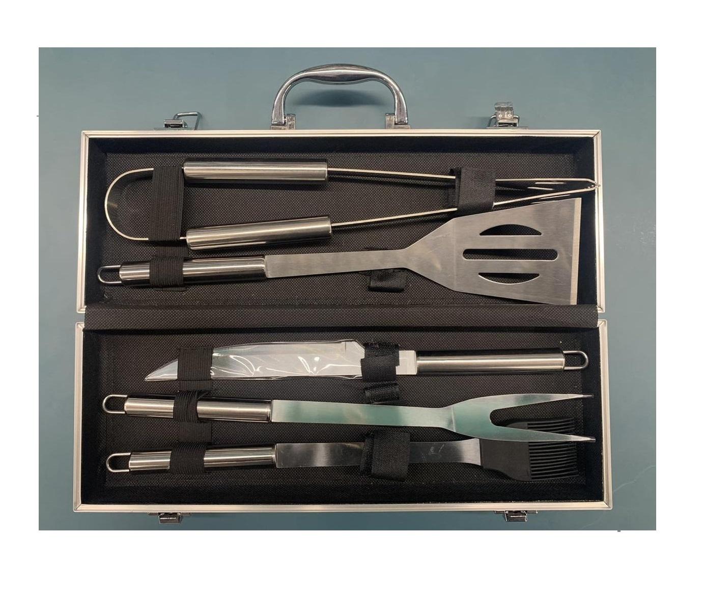 Набір інструментів для барбекю Rainberg 5 пр в валізі Набір інструментів для барбекю Rainberg 5 пр в валізі