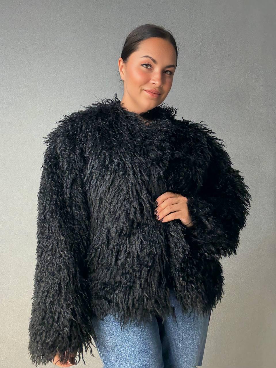 Шуба жіноча LADY YEP 10051 штучне хутро під ламу коротка M Чорний (4913) - фото 4 Шуба жіноча LADY YEP 10051 штучне хутро під ламу коротка M Чорний (4913) - фото 4