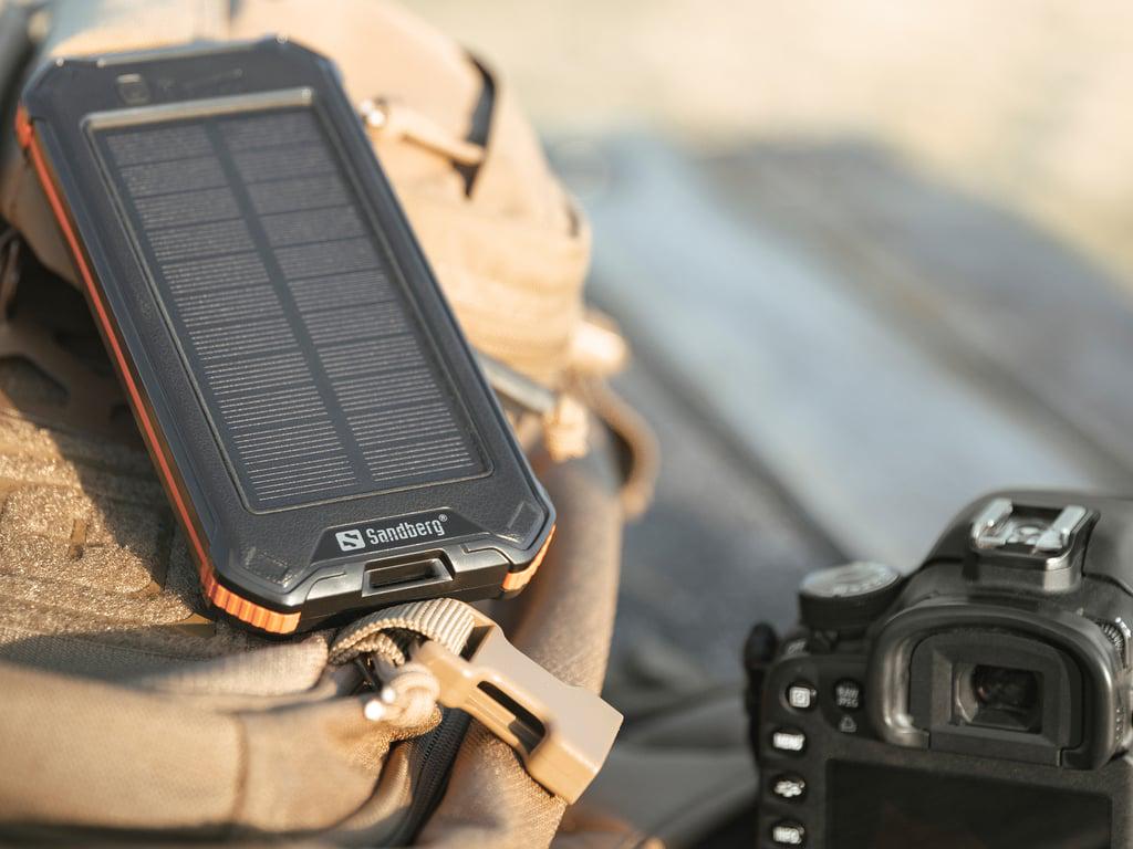 Повербанк із сонячною панеллю Sandberg Solar Powerbank 10000 mAh 3-in-1 (420-72) - фото 6 Повербанк із сонячною панеллю Sandberg Solar Powerbank 10000 mAh 3-in-1 (420-72) - фото 6