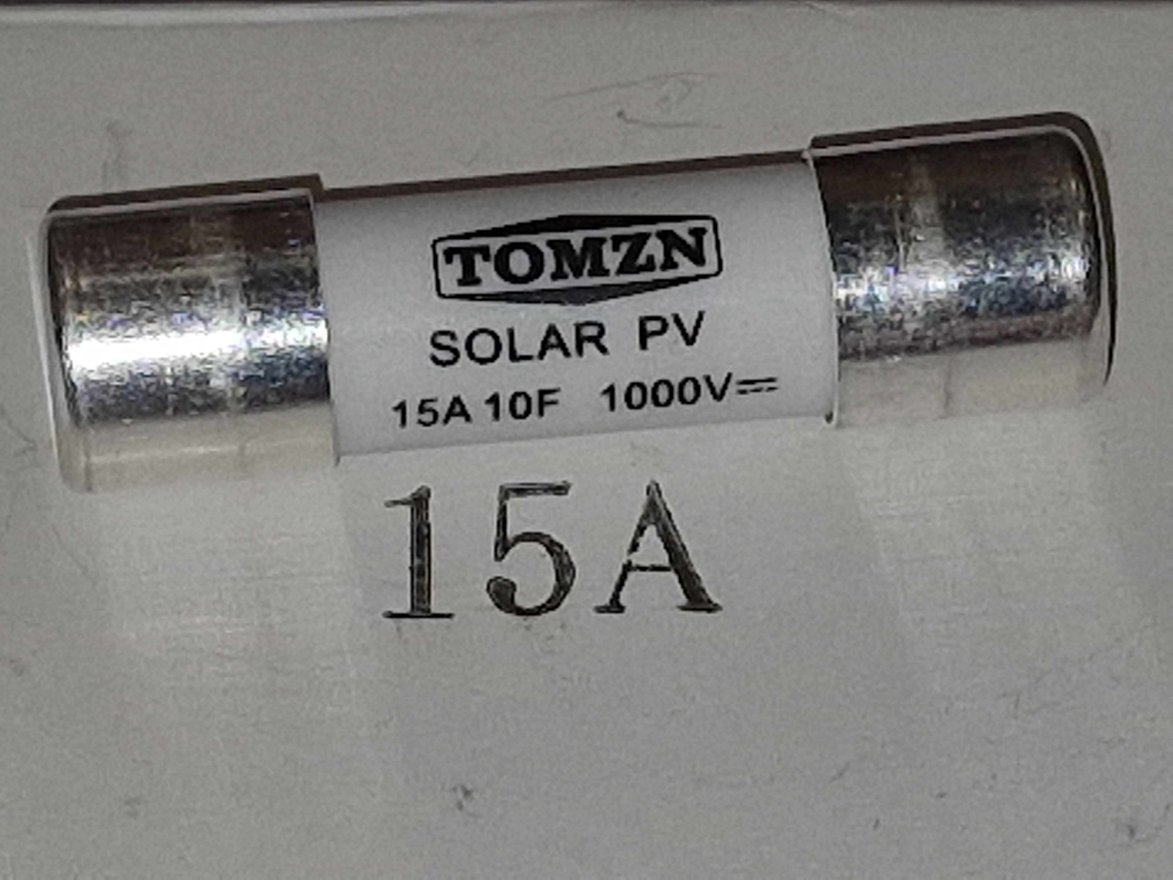 Запобіжник TOMZN 15A 1000V 10x38 мм PV клас gPV плавкий циліндричний для сонячних панелей Solar FUSE 1038 PV систем (22120339) - фото 7 Запобіжник TOMZN 15A 1000V 10x38 мм PV клас gPV плавкий циліндричний для сонячних панелей Solar FUSE 1038 PV систем (22120339) - фото 7