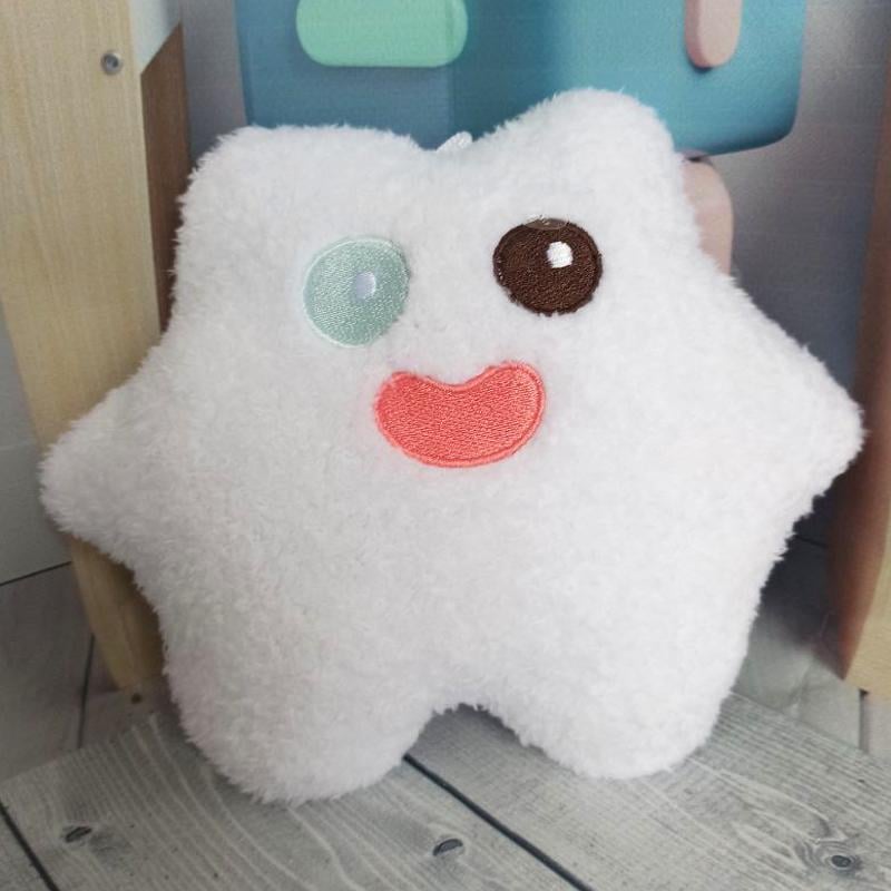 Мягкая игрушка для детей Fuggler Star Ghost из серии Fuggler Keychains 18 см (Арт EPC14720M)