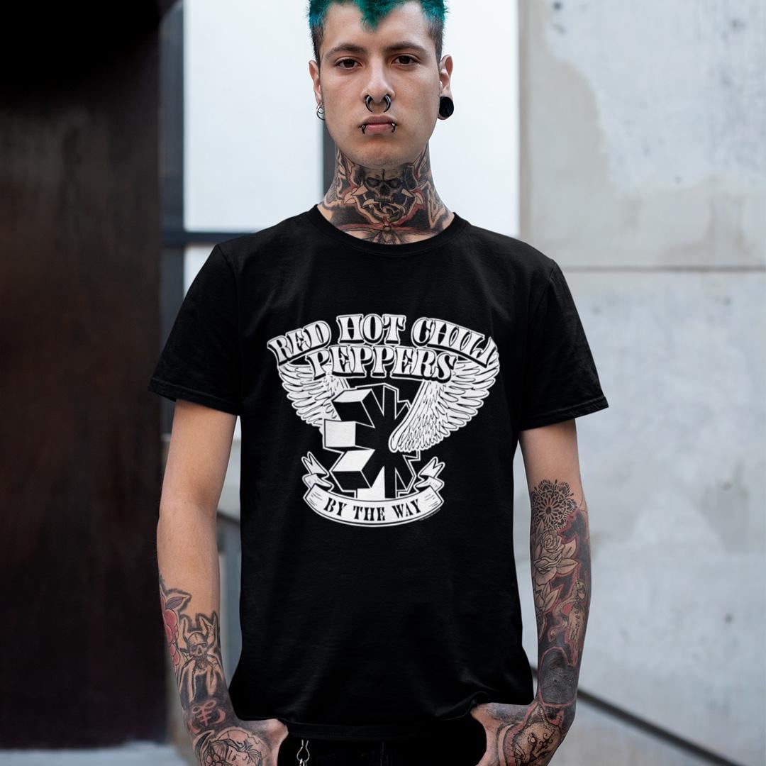 Футболка унисекс Red Hot Chili Peppers By The Way Wings 3XL Черный (32698733)
