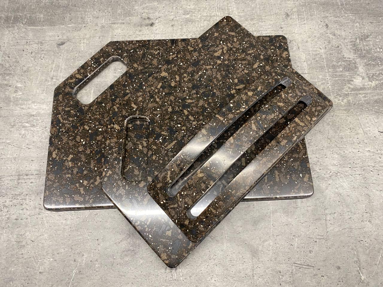 Набір дошок кухонних Montes зі штучного акрилового каменю на підставці 2 шт. (194) - фото 3 Набір дошок кухонних Montes зі штучного акрилового каменю на підставці 2 шт. (194) - фото 3