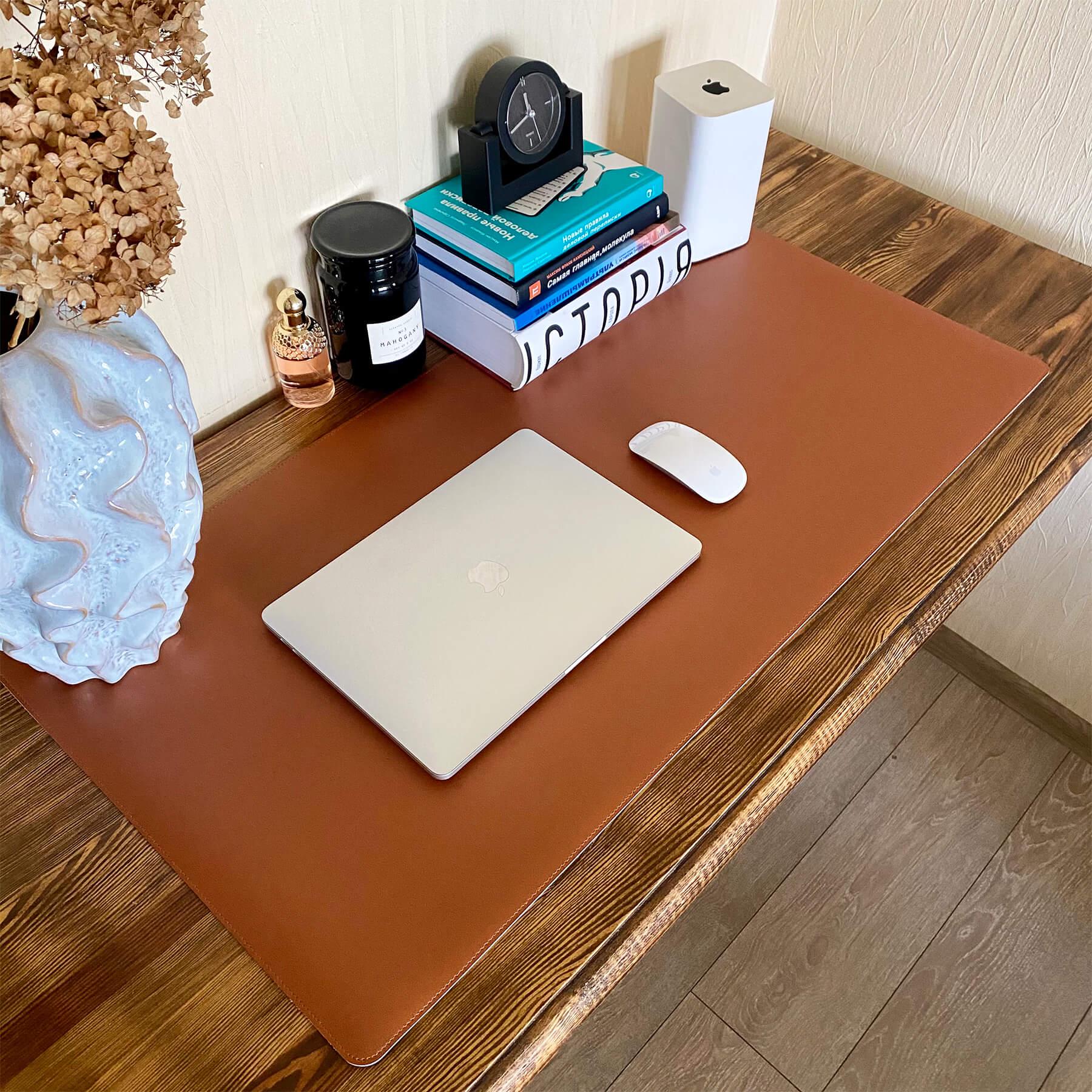 Настольное покрытие-бювар из эко-кожи 1200х600х2 мм Серый/Коричневый - фото 3 Настольное покрытие-бювар из эко-кожи 1200х600х2 мм Серый/Коричневый - фото 3