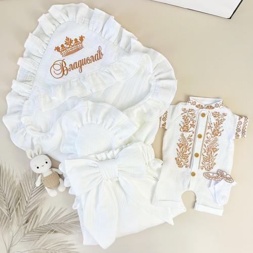 Комплект на выписку для мальчика Family Tradition Наш мальчик муслин с вышивкой 100х100 см Белый (50135)