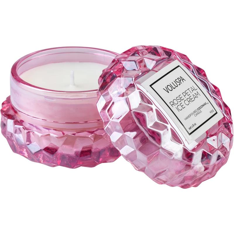 Свеча ароматическая Voluspa Roses Rose Petal Ice Cream 51 г макарон (111000750)