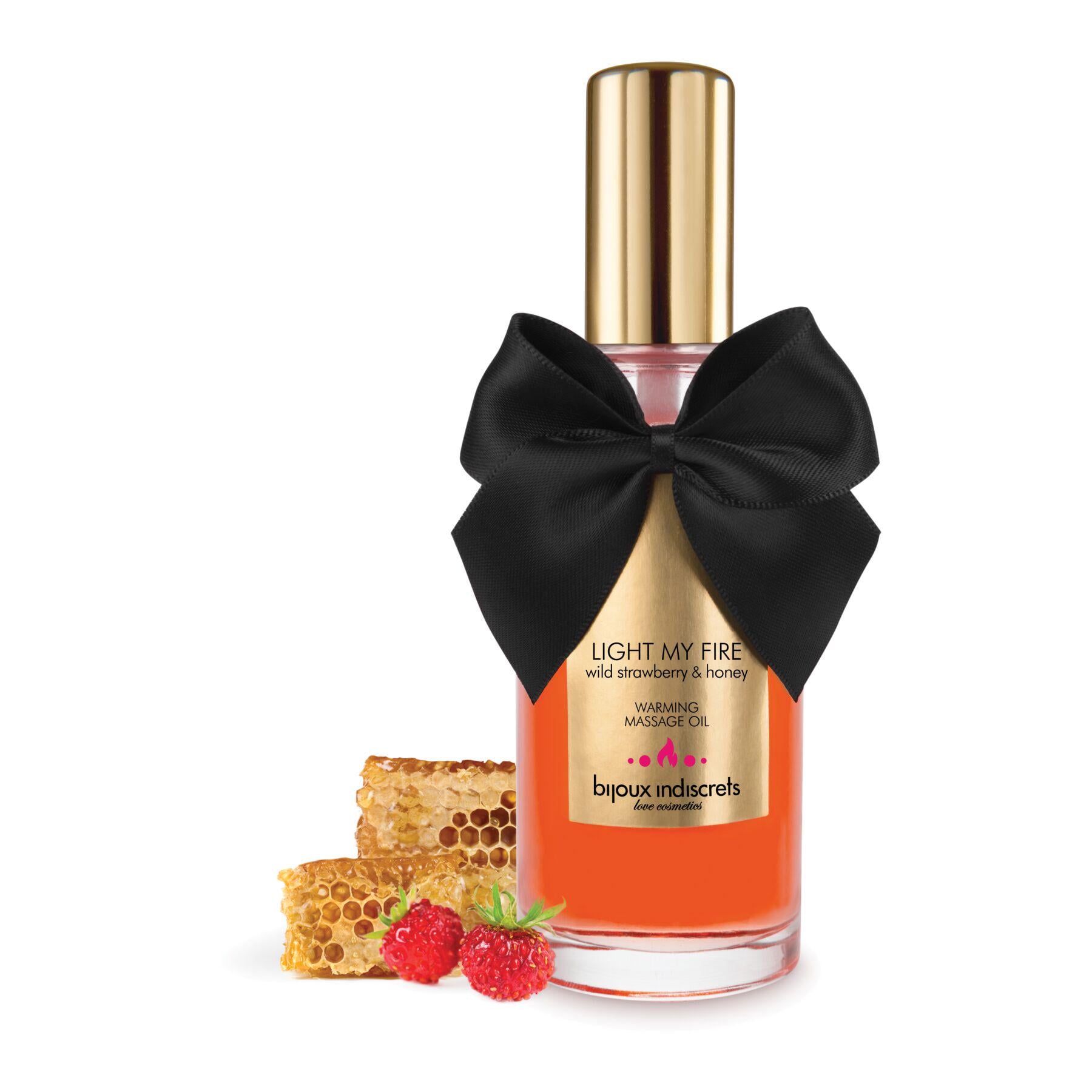 Разогревающее масло Bijoux Indiscrets LIGHT MY FIRE Wild Strawberry & Honey