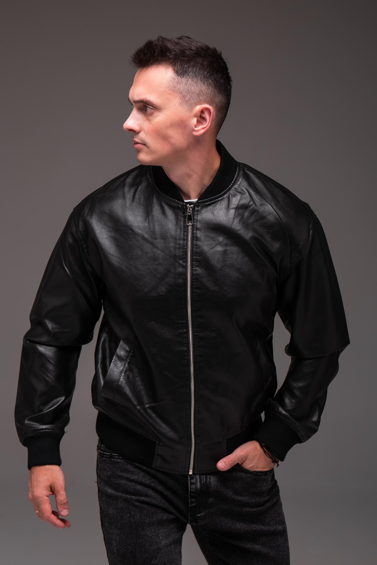 Бомбер чоловічий з еко шкіри весняно-осінній M Чорний (2410) - фото 6 Бомбер чоловічий з еко шкіри весняно-осінній M Чорний (2410) - фото 6