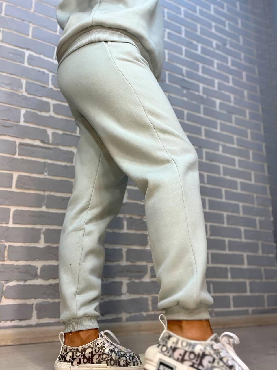 Штани жіночі PEPPER MINT 24-13 спортивні джоггери резинка на талії утеплені L М’ятний (920) - фото 3 Штани жіночі PEPPER MINT 24-13 спортивні джоггери резинка на талії утеплені L М’ятний (920) - фото 3