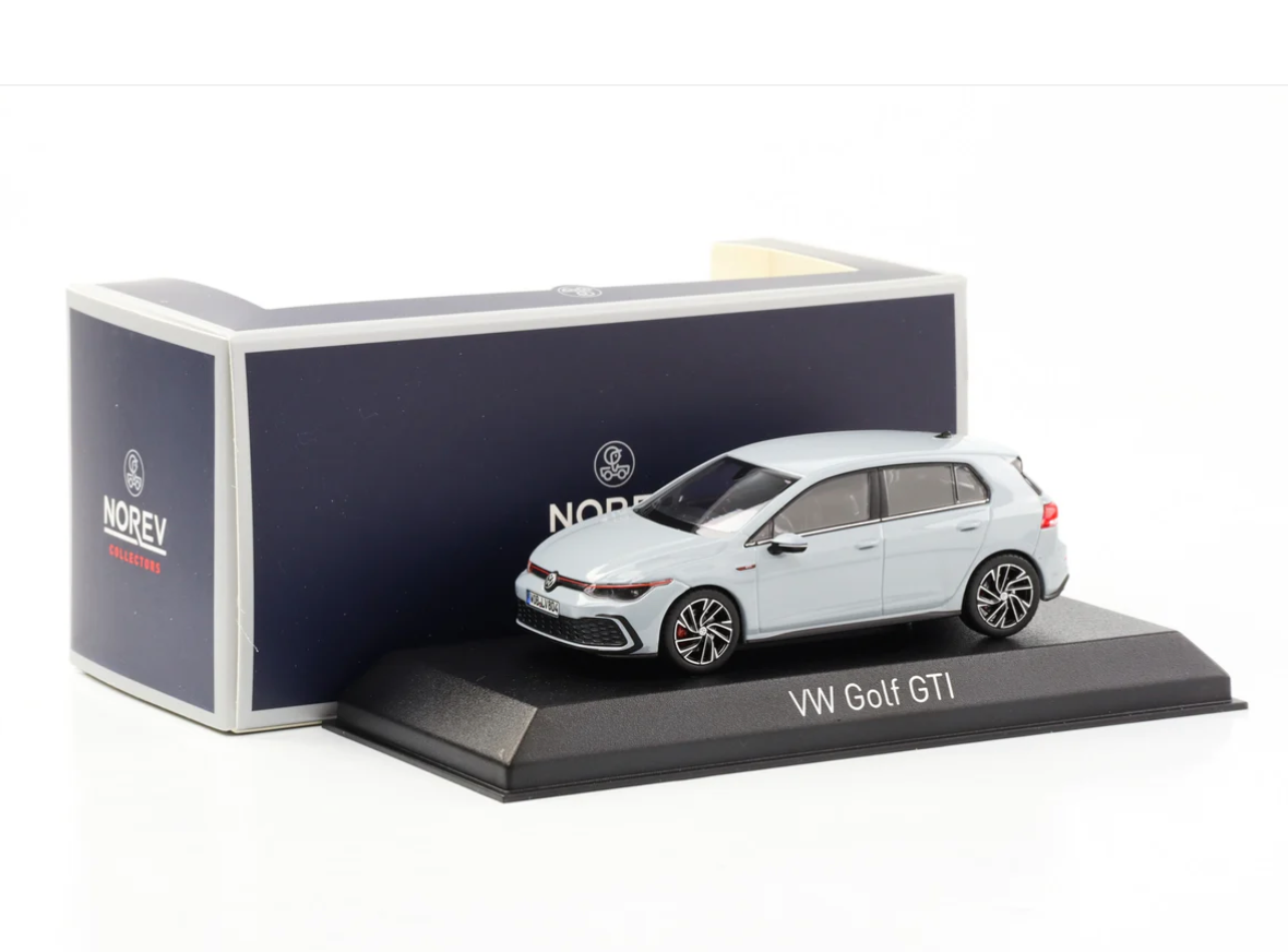 Модель автомобиля Norev 1:43 Volkswagen Golf 8 GTI Light Grey (840137)