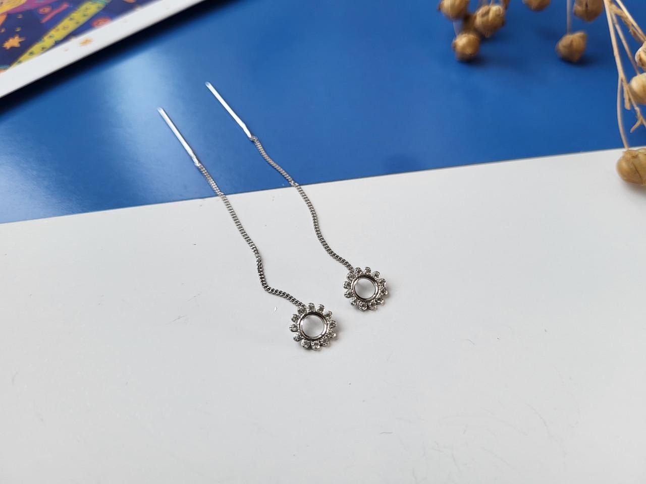 Серьги протяжки цепочка круг в белом камне серебро 925 пробы родированное 1,10 г (54006/1р)