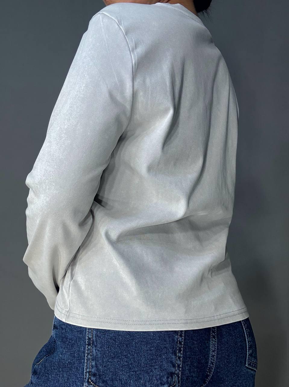 Лонгслів жіночий A-N 2517-5 трикотажний варка тай-дай з камінчиками R OS Сірий (4894) - фото 3 Лонгслів жіночий A-N 2517-5 трикотажний варка тай-дай з камінчиками R OS Сірий (4894) - фото 3