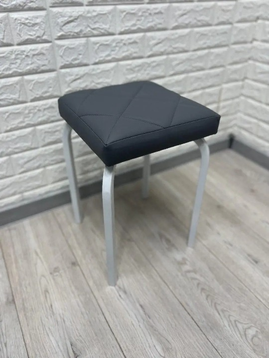 Табурет кухонний Tutti Lux 30х30х45 см Чорний/Білий (28374571)